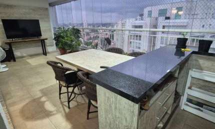 Sensacional apartamento tipo para locação com 3 quartos, sendo 3 suítes, 146m²