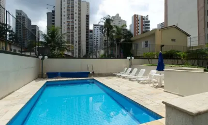 Atraente apartamento tipo para venda em Campo Belo com 3 quartos, sendo 3 suítes, 192m²