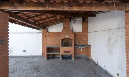 Confortável casa tipo para venda em vila tramontano com 4 quartos, sendo 2 suítes, 375m²