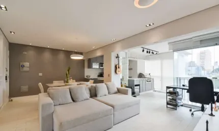 Agradável apartamento tipo para venda em Bosque da Saúde com 2 quartos, sendo 2 suítes, 82m²