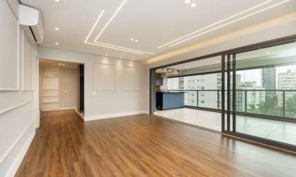 Agradável apartamento tipo para venda com 4 quartos, sendo 2 suítes, 162m²