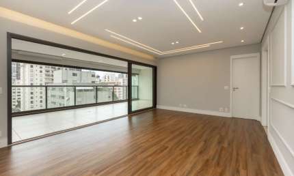 Agradável apartamento tipo para venda em Pinheiros com 4 quartos, sendo 2 suítes, 162m²