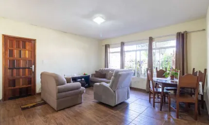 Elegante casa tipo para venda em Jardim Ernestina com 3 quartos, 132m²