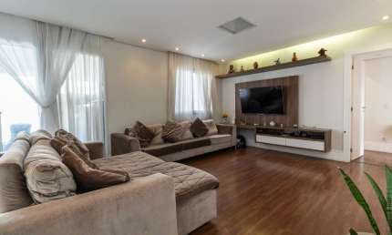 Agradável apartamento tipo para venda com 4 quartos, sendo 3 suítes, 177m²