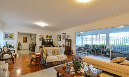Versátil casa tipo para venda em Planalto Paulista com 4 quartos, sendo 2 suítes, 510m²