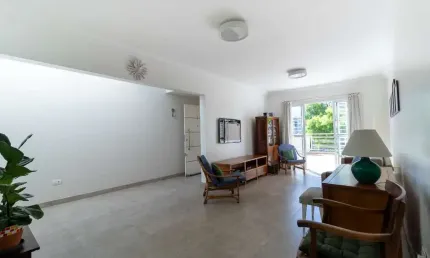 Agradável sobrado para venda em Água Fria com 3 quartos, sendo 3 suítes, 210m²