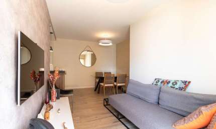 Agradável apartamento tipo para venda com 2 quartos, sendo 1 suíte, 60m²