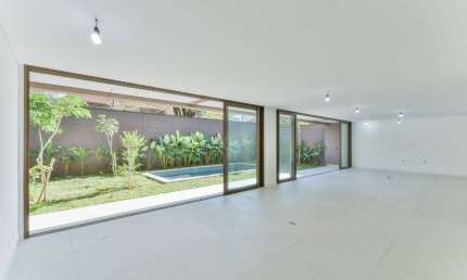 Casa no condomínio Condomínio Casa Flora Badra para venda com 4 quartos, sendo 4 suítes, 620m²