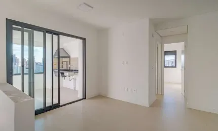 Aconchegante apartamento tipo para venda em Jardim Planalto com 3 quartos, sendo 3 suítes, 105m²