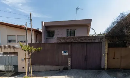 Aconchegante casa tipo para venda em moema com 3 quartos, sendo 1 suíte, 190m²