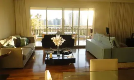 Versátil apartamento tipo para locação em Lar São Paulo com 3 quartos, sendo 3 suítes, 241m²