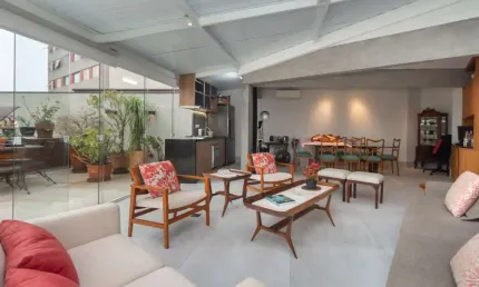 Versátil cobertura para venda em pinheiros com 3 quartos, sendo 1 suíte, 162m²