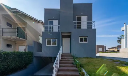 Casa no condomínio condominio palm hills para venda com 3 quartos, sendo 3 suítes, 250m²