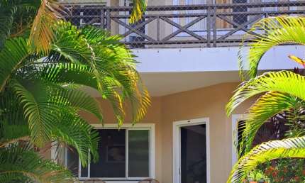 Casa em condomínio fechado com 3 quartos à venda no Buraquinho, Lauro de Freitas 
