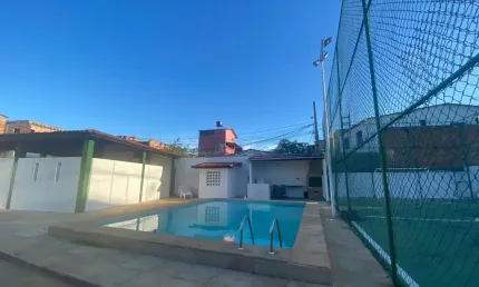 Vendo 2/4 lindo e reformado - próximo atacadão são cristóvão