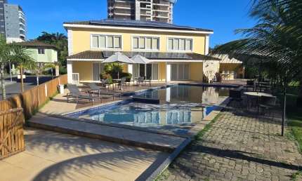 Casa em condomínio fechado com 4 quartos à venda no Piatã, Salvador 