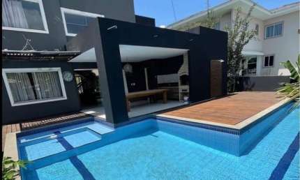 Alugo linda Casa com 05 suítes - Alphaville litoral 1