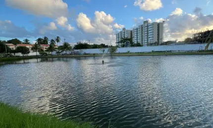 Apartamento com 2 quartos à venda na Avenida Brigadeiro Mário Epinghaus, 369, Centro, Lauro de Freitas