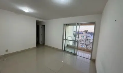 Apartamento com 3 quartos para alugar no Buraquinho, Lauro de Freitas 