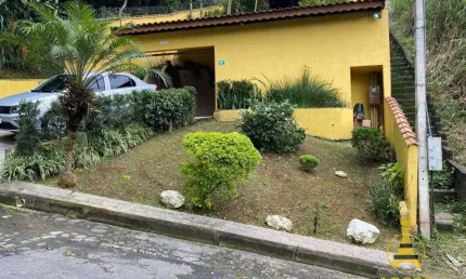 Casa com 3 dormitórios à venda, 200 m² por R$ 600.000,00 - Lavapés - Mairiporã/SP