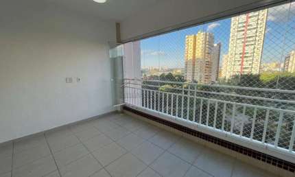 Oportunidade de morar bem em apartamento 2 dormitórios, totalmente planejado no coração do bairro, com vista pra praça do Jd. Aquárius/ 2 vagas!!