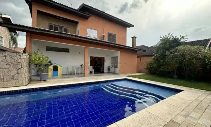 Casa com 4 Dormitórios à Venda, 387 m² - R$ 2.800.000,00 - Condomínio Esplanada do Sol - São José dos Campos/SP.