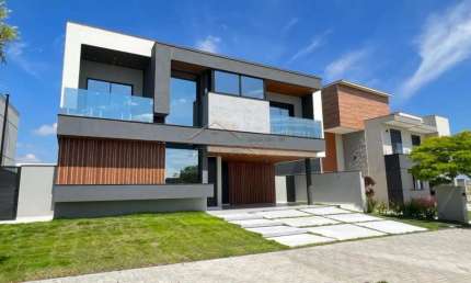 Excelente Sobrado à Venda com 400m² no Urbanova São José dos Campos