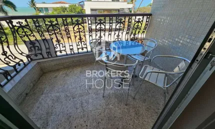 Apartamento à venda, 3 quartos com suíte e lazer na quadra do  mar  - Centro de  Guarapari, ES