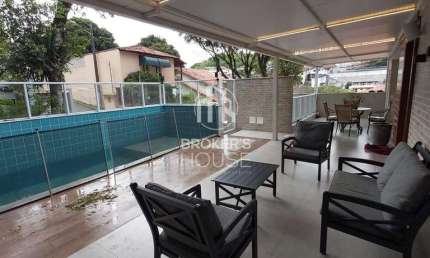 Casa com 5 quartos à venda na Rua Ângelo Ripoli, Fradinhos, Vitória