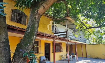 Terreno com Casa Duplex em Portal de Camburi  Vitória/ES – Perfeito para Clínicas ou Construção de