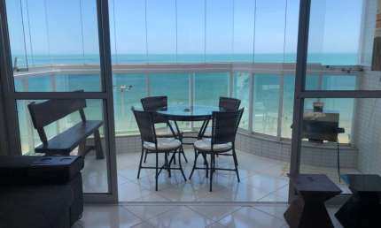 Apartamento Frente para o Mar - 03 Quartos com 01 Suítes