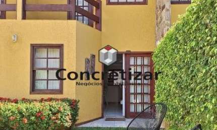 Casa à venda em Guarapari-ES, bairro Enseada Azul: 2 quartos, 1 suíte, 1 sala, 2 banheiros, 1 vaga de garagem, 90m².