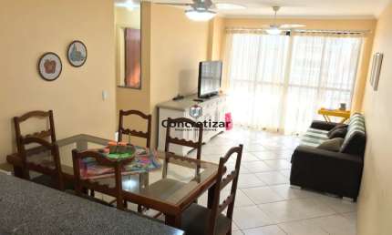 Apartamento à Venda com 2 Quartos no Centro de Guarapari-ES