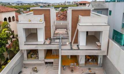 Casa com 3 quartos à venda na Rua Edson Ramalhete Coutinho, São Judas Tadeu, Guarapari