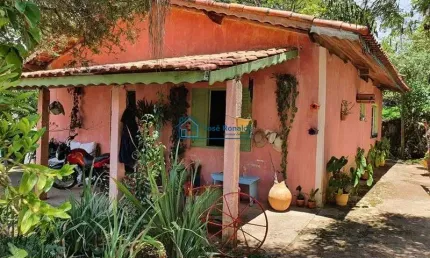 Chácara em condomínio com 2 casas, cidade de atibaia, aceita carro.