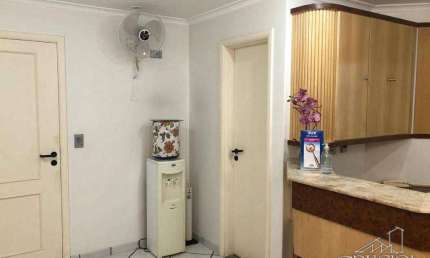 Sala comercial com 5 salas à venda na Rua Senador Souza Naves, Centro, Londrina