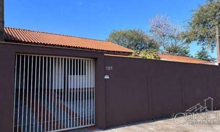 Casa com 2 dormitórios à venda, 160 m² por R$ 550.000,00 - Bandeirantes - Londrina/PR