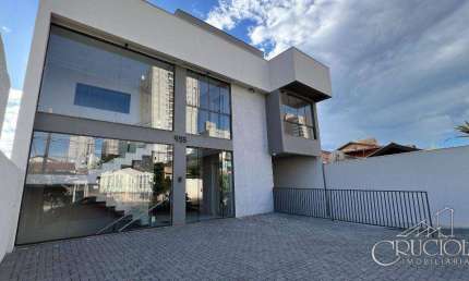 Sala comercial com 8 salas para alugar na Avenida Voluntários da Pátria, Andrade, Londrina