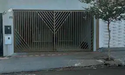 Casa com 3 dormitórios à venda, 107 m² por R$ 450.000,00 - Loteamento Chamonix - Londrina/PR