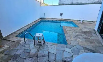 Casa com 3 dormitórios à venda, 156 m² por R$ 950.000,00 - Parque Jardim Europa - Bauru/SP