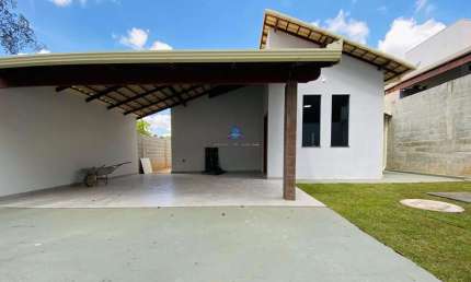 Casa para à venda em Igarapé, bairro Pousada Del Rey.