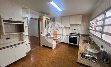 Casa com 3 quartos para alugar na Vila Regente Feijó, São Paulo 