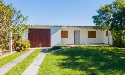 CASA EM ALVENARIA, COMPOSTA POR 3 DORMITÓRIOS - 00306
