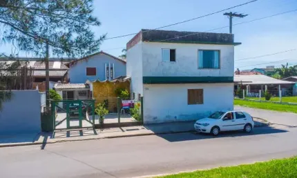 Casa com 6 quartos à venda na Zona Nova, Tramandaí 