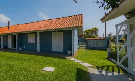 Casa em Condomínio à Venda no Centro de Imbé – A Poucos Metros do Mar