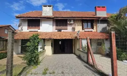 Casa sobrado a venda próximo a plataforma de pesca de tramandaí!