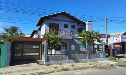 Casa com 3 quartos à venda na Zona Nova, Tramandaí 