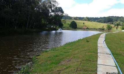 Pesqueiro de 200.000 m² por R$ 2.500.000 - Cachoeira - Cotia/SP