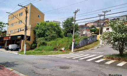 Terreno de esquina à venda, 692 m² por R$ 1.200.000 - Umuarama - Osasco/SP