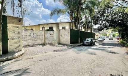 Sobrado com 3 dormitórios - 1 suíte e 2 vagas -  Jardim Barbacena